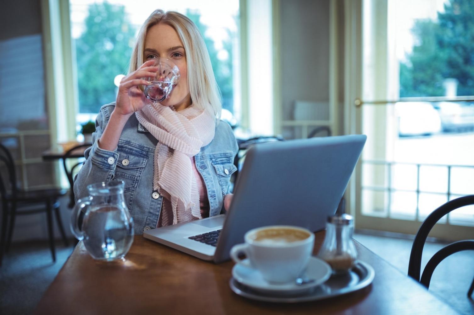 Live-Gruppenunterricht mit interaktivem Kursleiter-Feedback