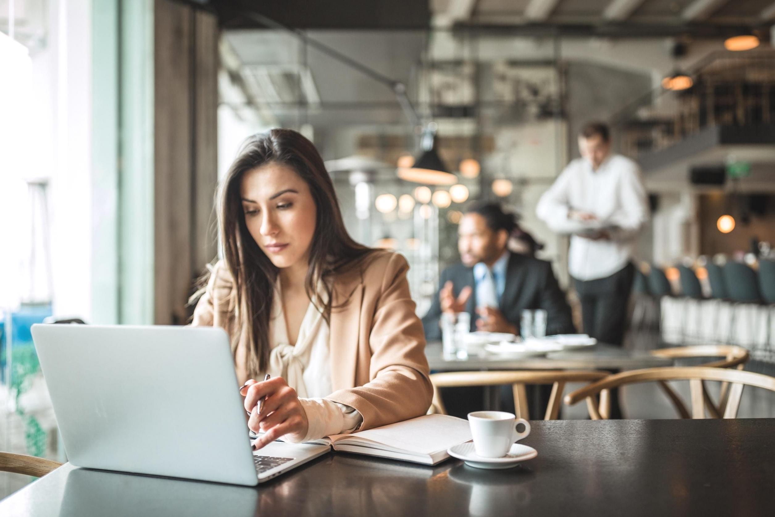 Detailliertes Kurs-Dashboard mit Fortschrittstracking